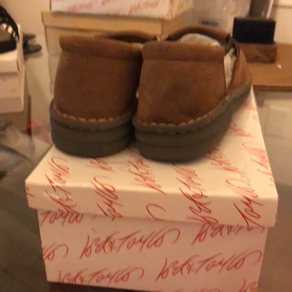 Lord & Taylor - Picture 3 of 5